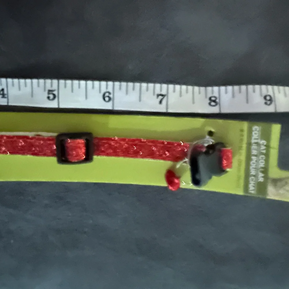 Red glittery cat collar with bell